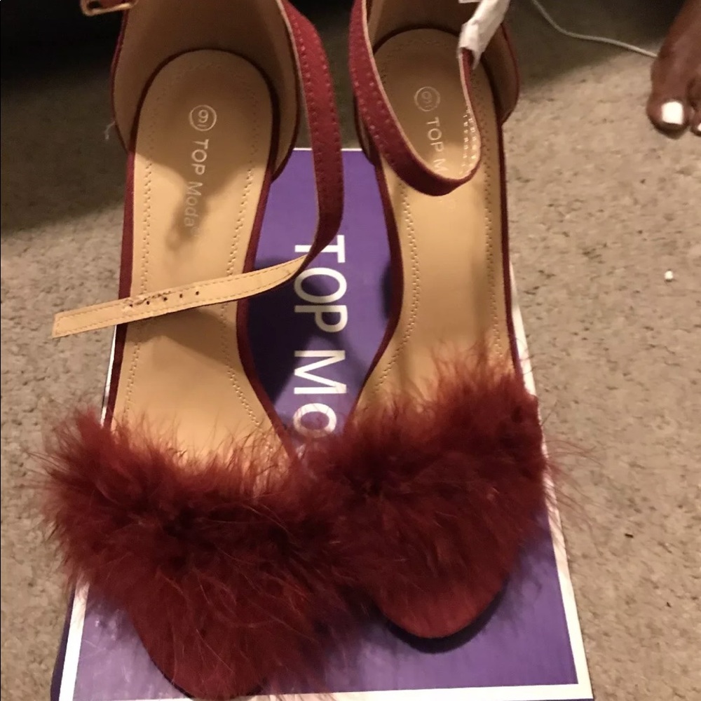 Sandals/shoes